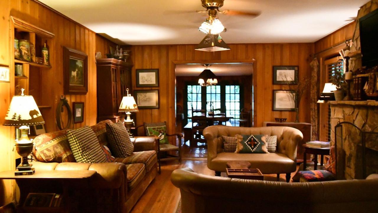 Country Woods Inn Glen Rose Εξωτερικό φωτογραφία