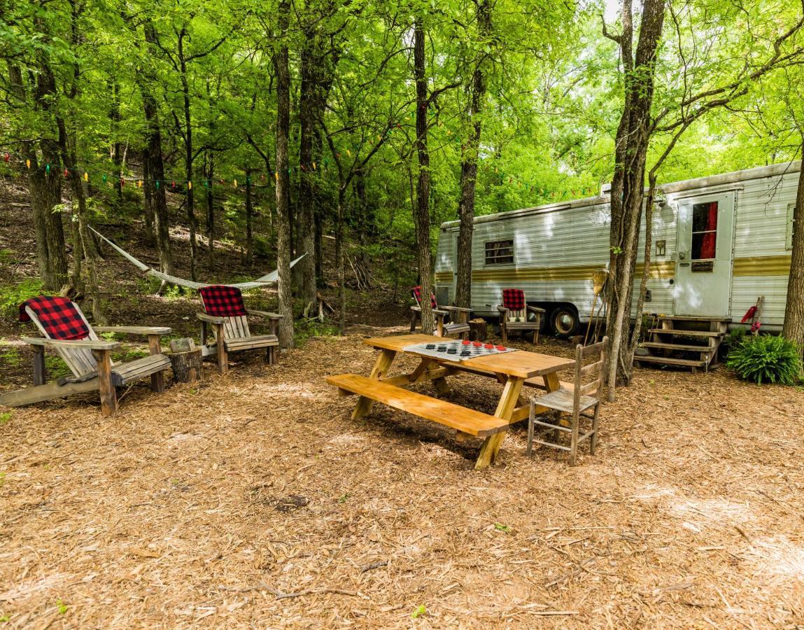 Country Woods Inn Glen Rose Εξωτερικό φωτογραφία