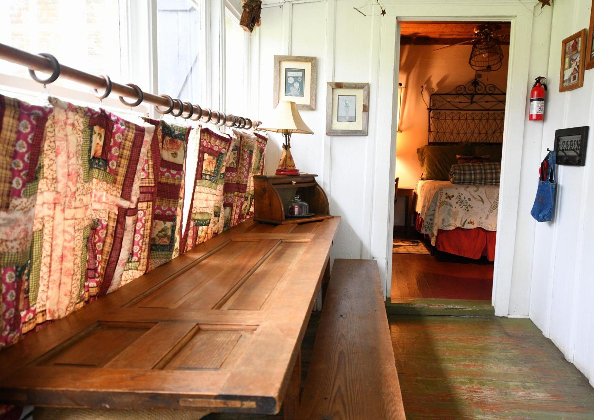 Country Woods Inn Glen Rose Εξωτερικό φωτογραφία
